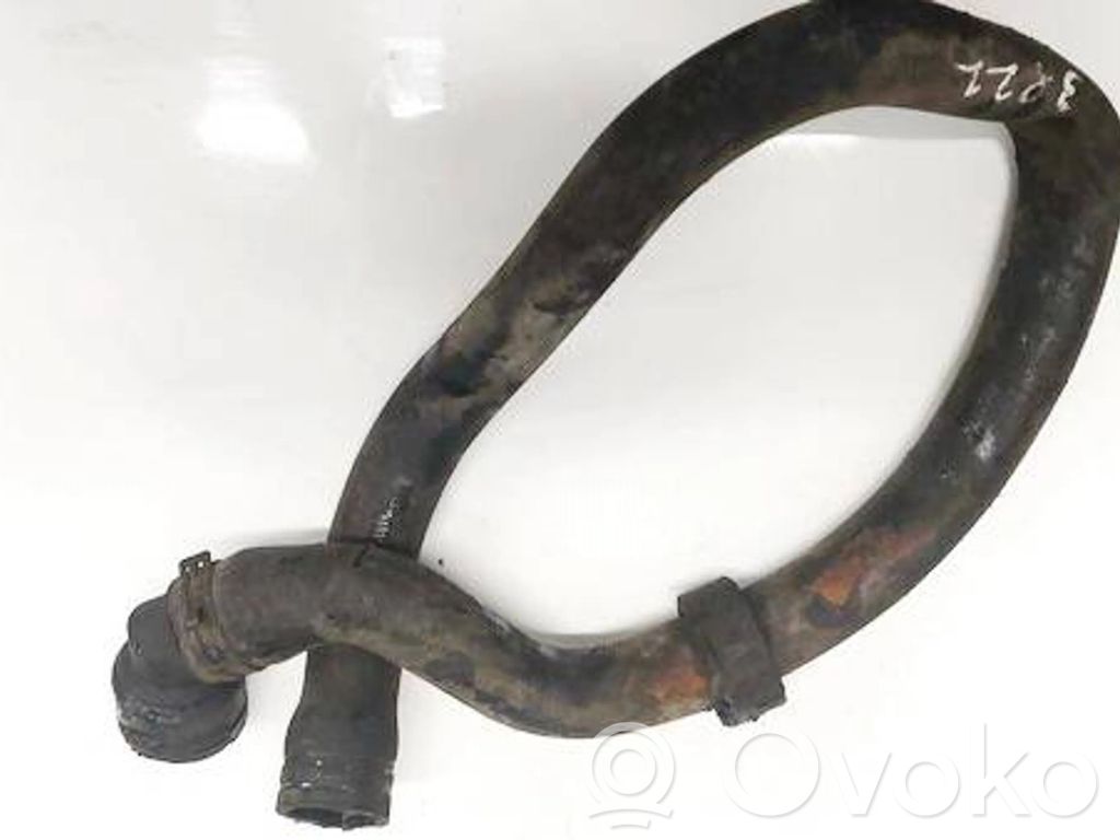 Engine coolant pipe/hose