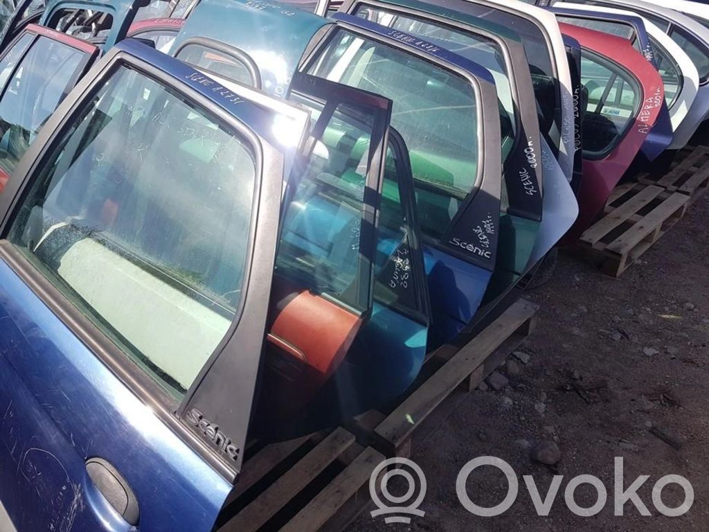 Mitsubishi Space Star Puerta trasera 