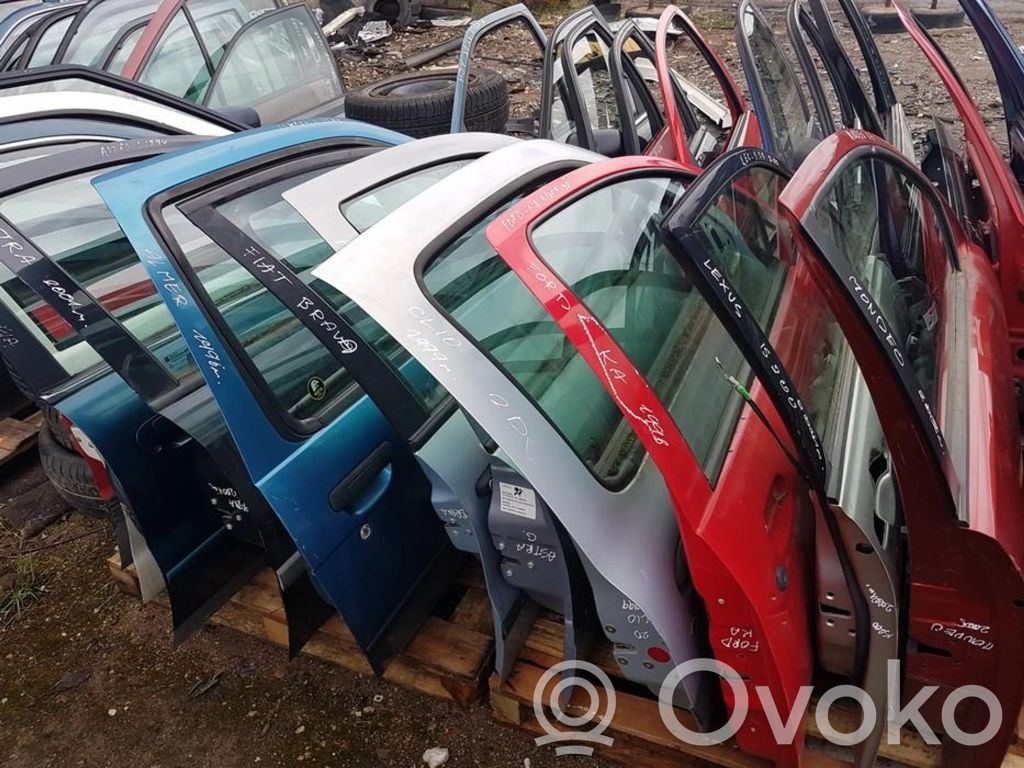 Ford Mondeo Mk III Durvis 