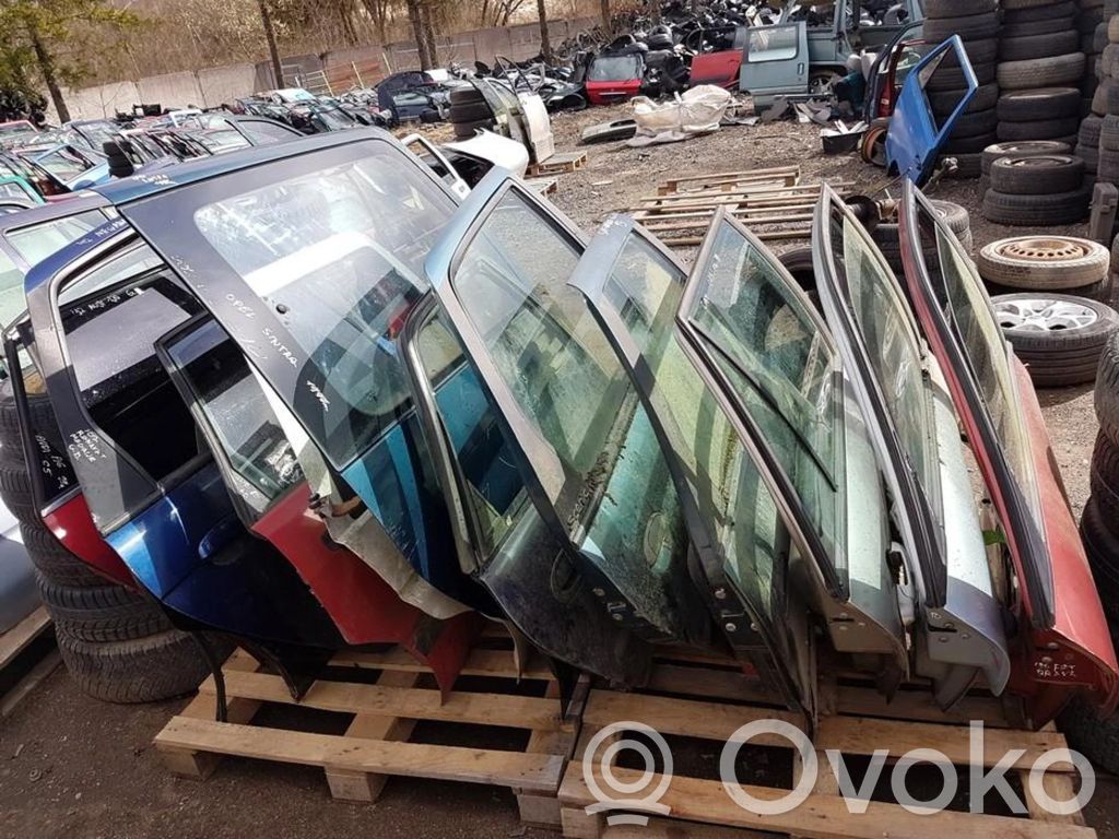 Ușă spate