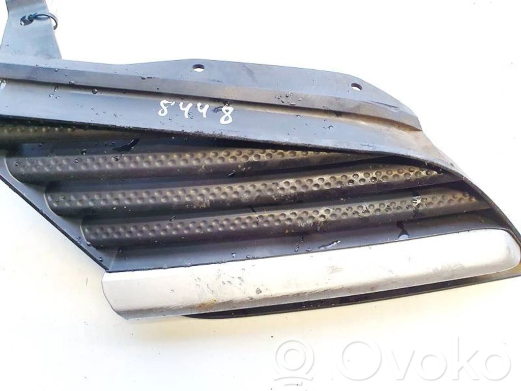 Kühlergrill   62320AU300,62320AU300