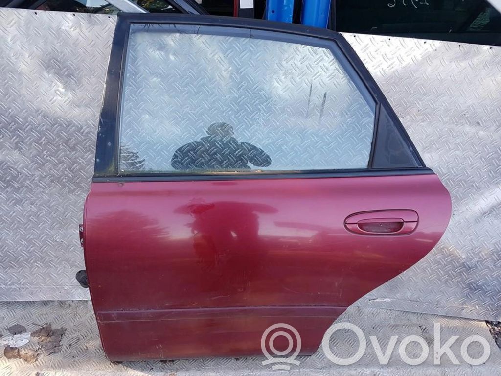 Aizmugurējās durvis