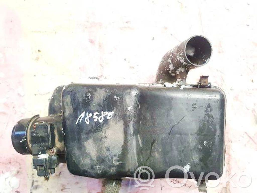 Air filter box