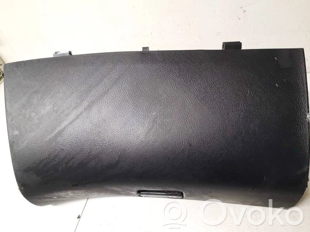 Toyota Avensis T250 Vano portaoggetti