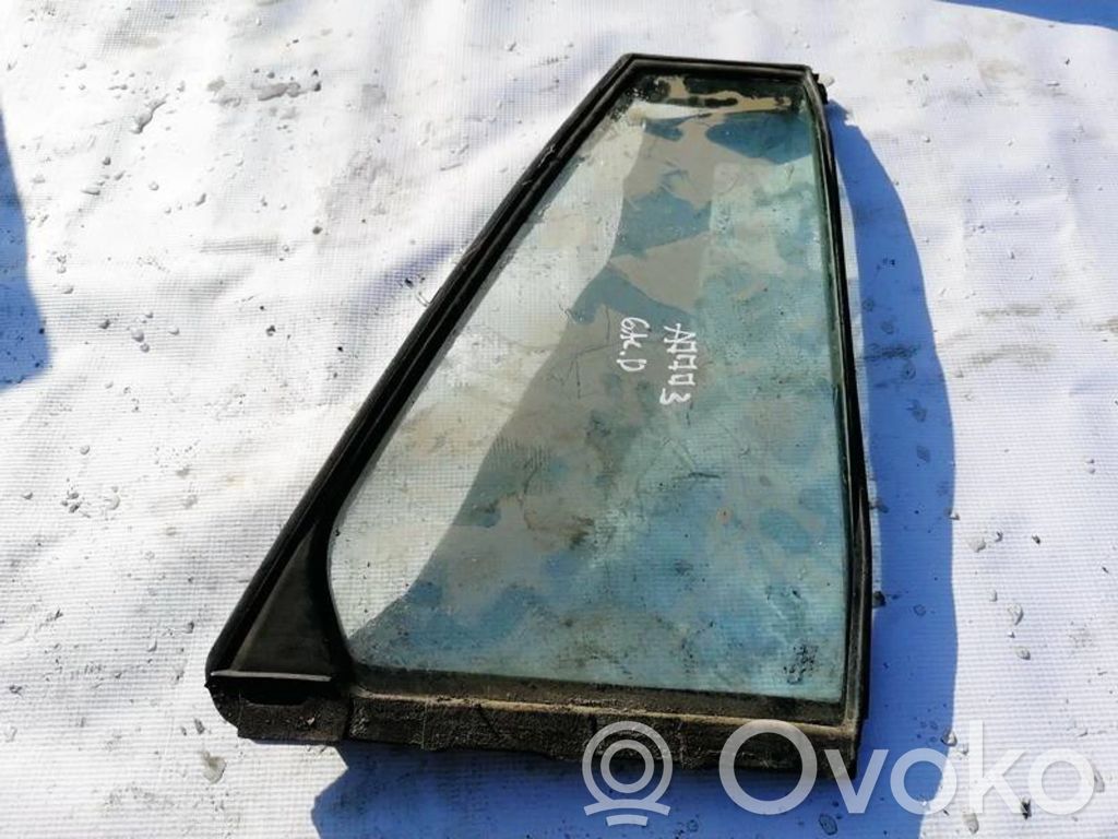 Rear vent window glass