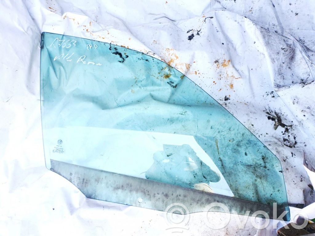 Szyba drzwi przednich