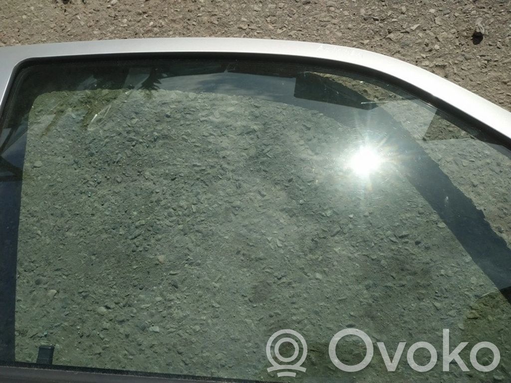 Opel Meriva A Geam ușă față patru uși 