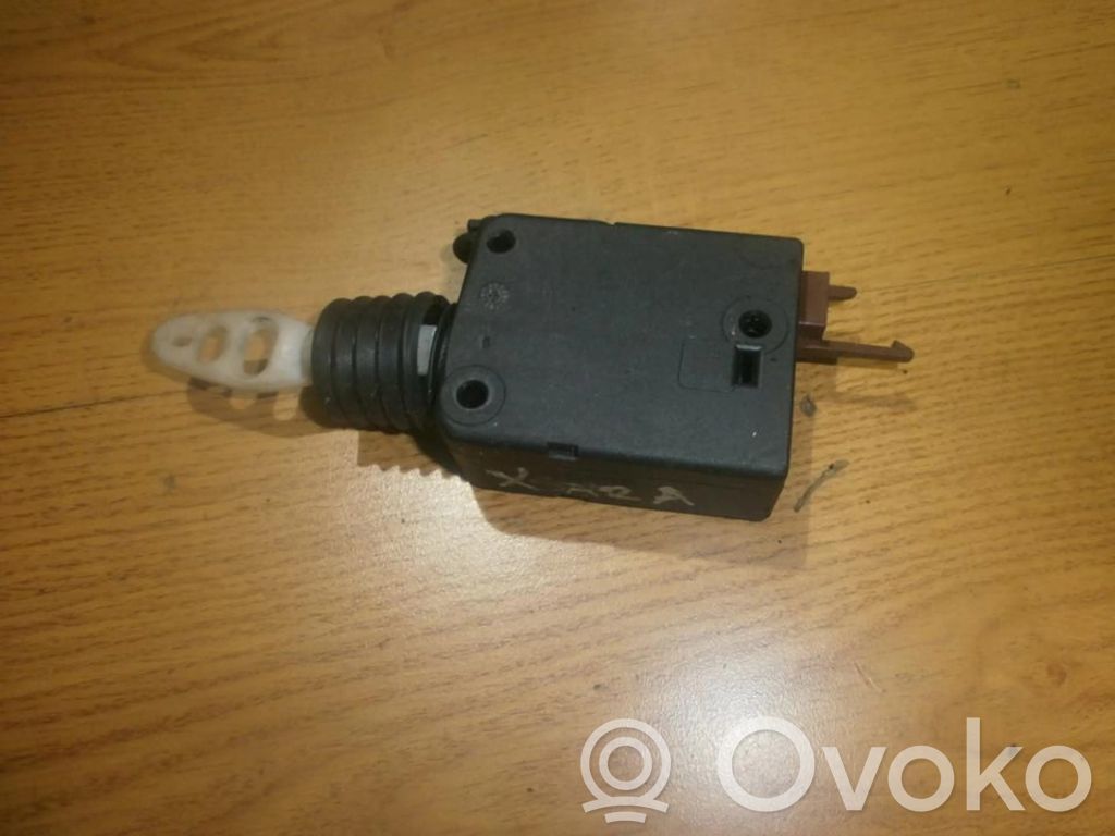 Citroen Xsara Centrinio užrakto varikliukas 