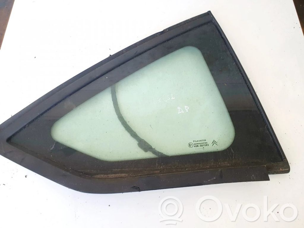 Rear side window