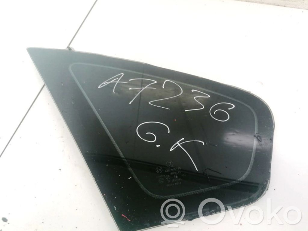 Rear side window