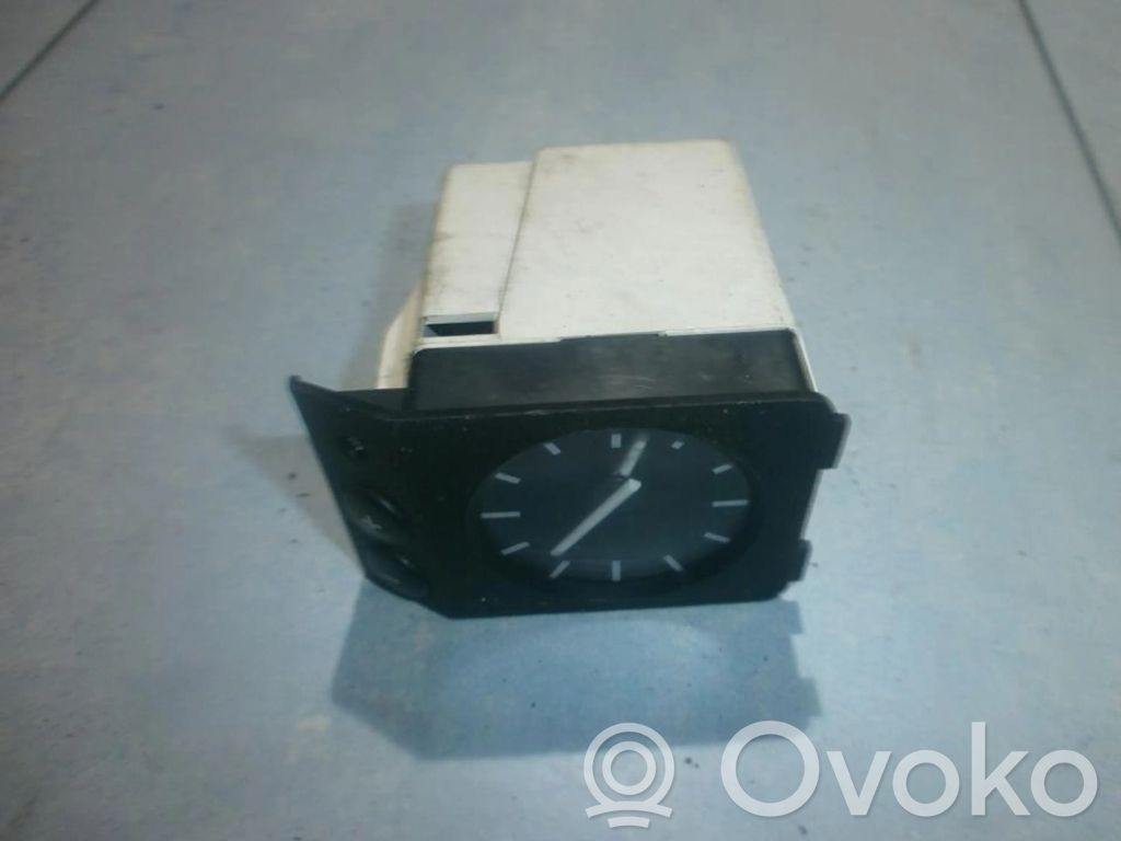 Opel Kadett E Screen/display/small screen 