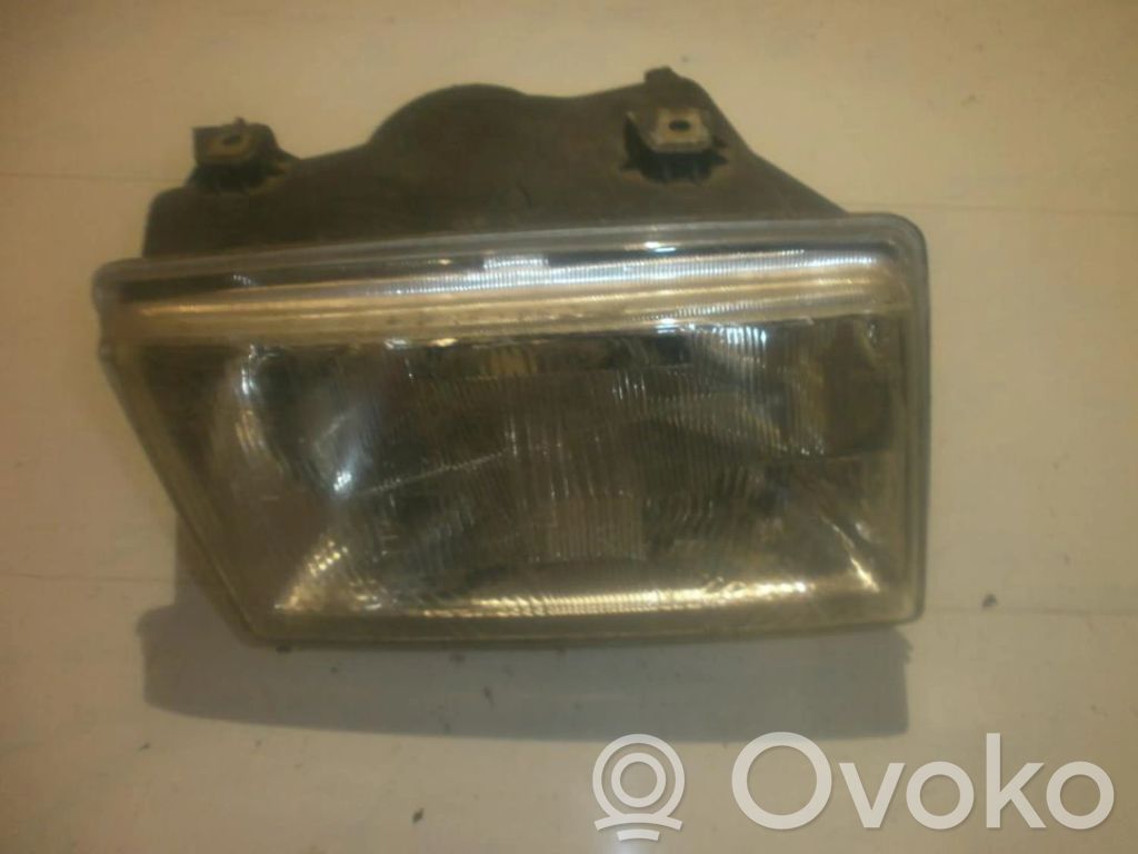 Lampa przednia