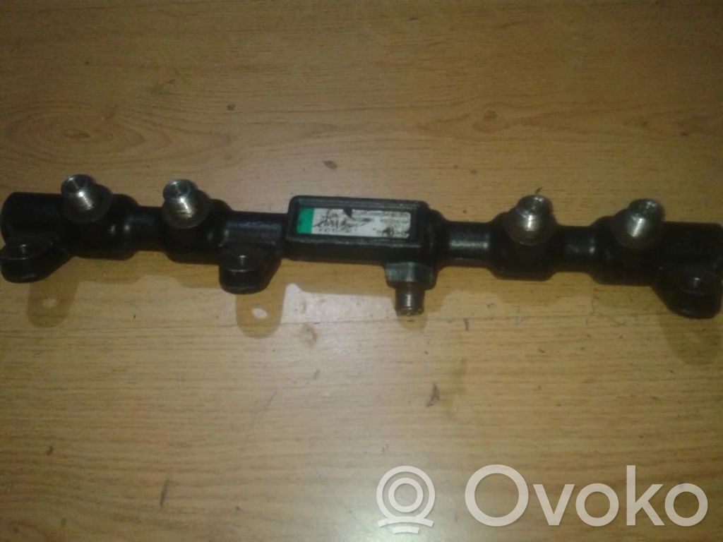 Ford Mondeo Mk III Linea principale tubo carburante