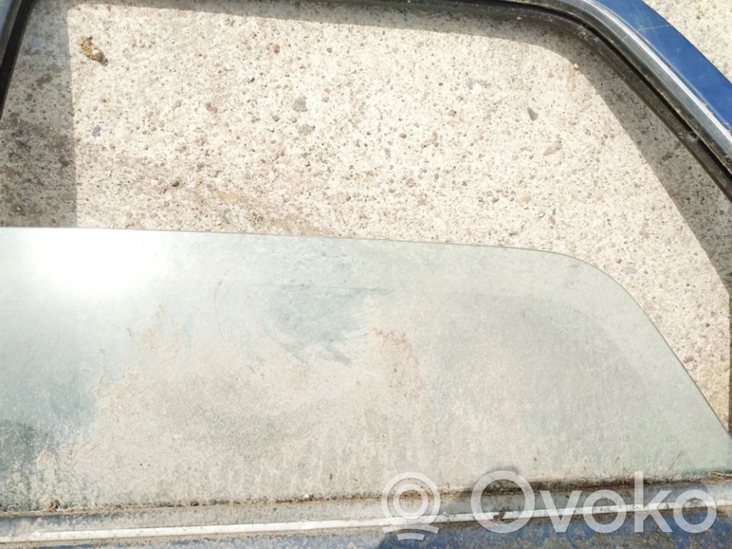 Luna de la puerta trasera
