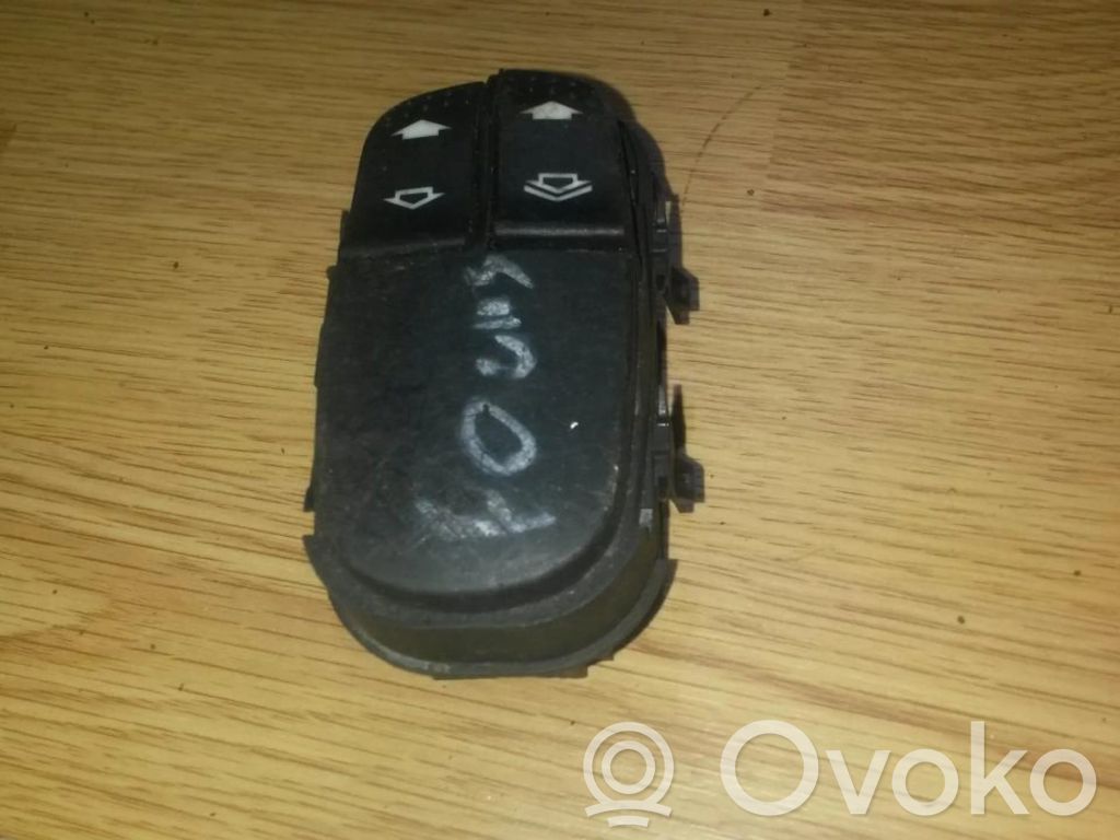 Ford Focus Electric window control switch 