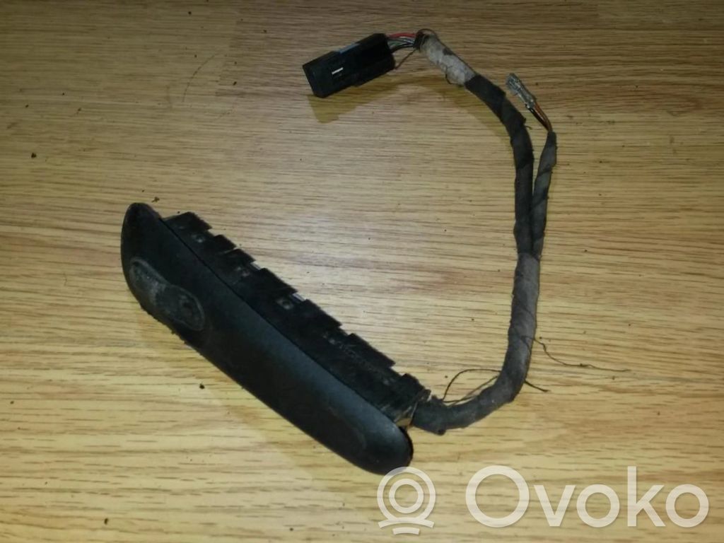 Opel Omega B1 Interruptor del elevalunas eléctrico 