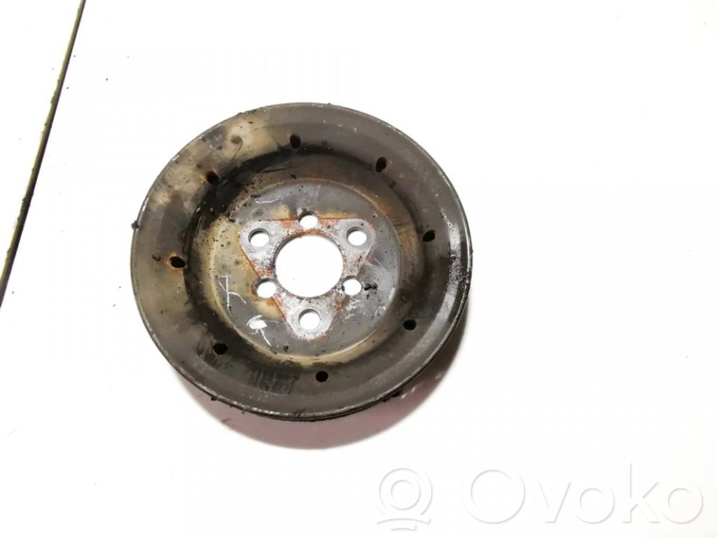 Ohjaustehostimen pumpun hihnapyörä   058145255C,058145255C