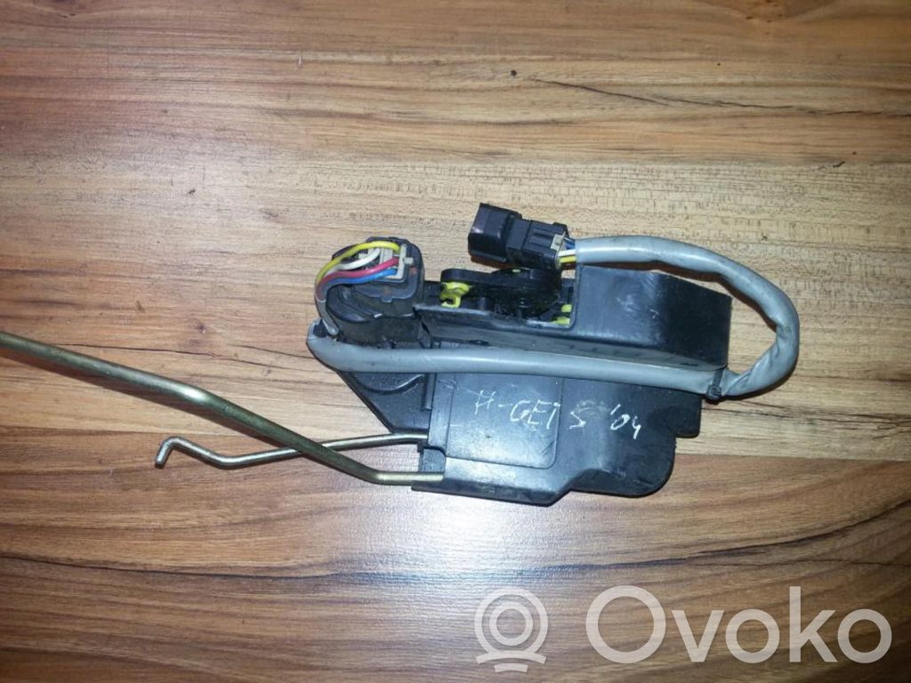 Cerradura de puerta delantera