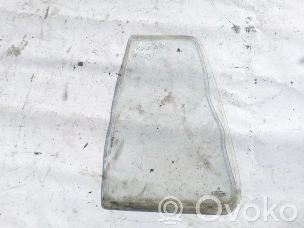 Ventanilla de ventilación de la puerta trasera