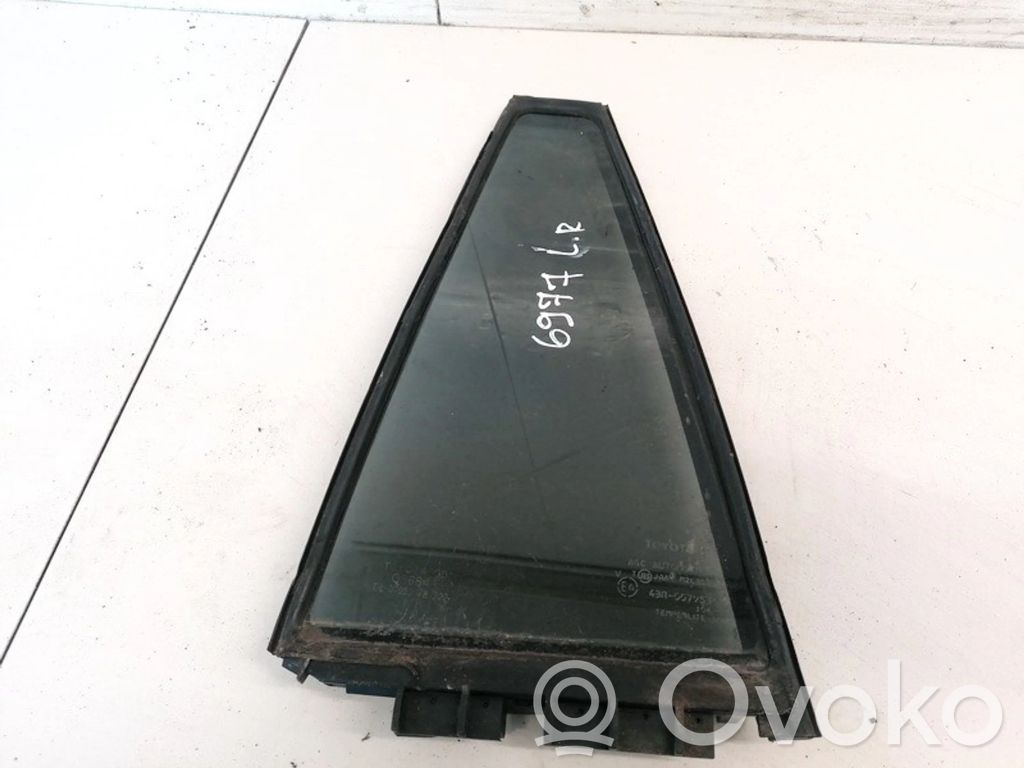 Ventanilla de ventilación de la puerta trasera