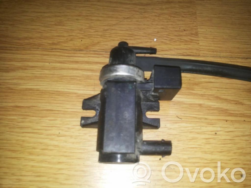 Electroválvula del turbo   A0051535528,A0051535528