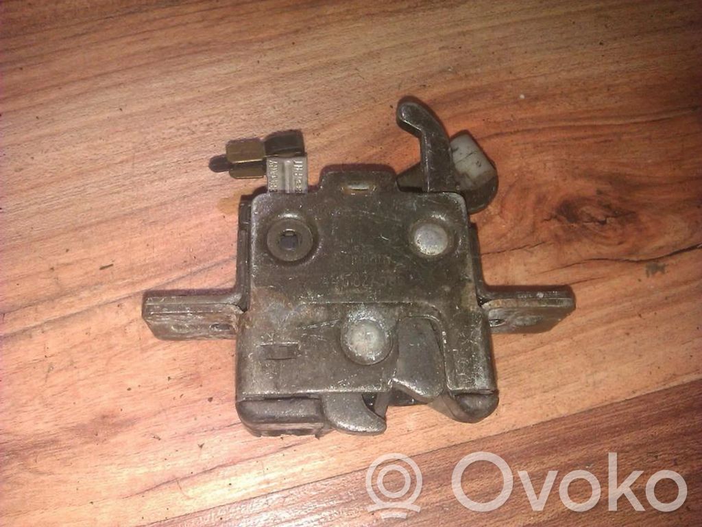 Audi 100 200 5000 C3 Zamek klapy tylnej / bagażnika