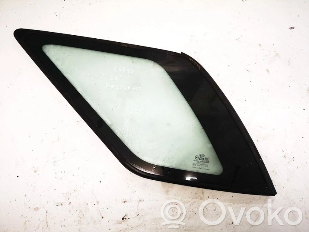 Vidrio lateral trasero