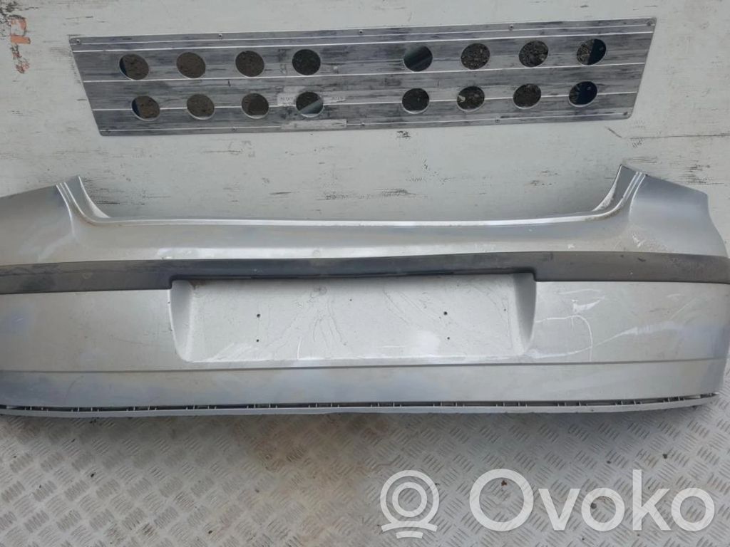 Volkswagen Polo Parachoques