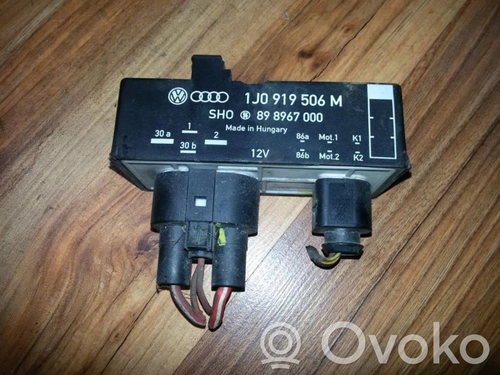 Volkswagen Golf IV Relais de ventilateur de liquide de refroidissement