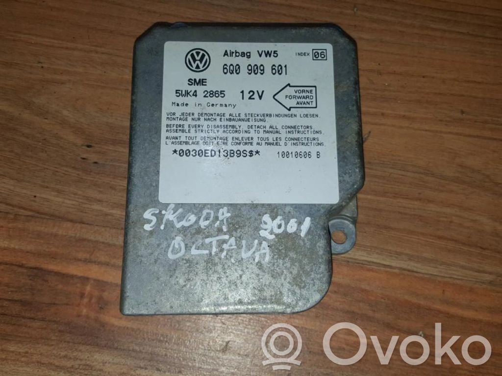 Skoda Octavia Mk1 (1U) Centralina/modulo airbag 