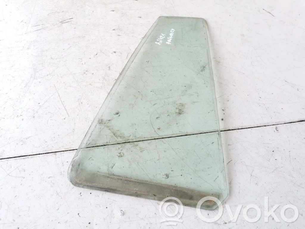 Ventanilla de ventilación de la puerta trasera