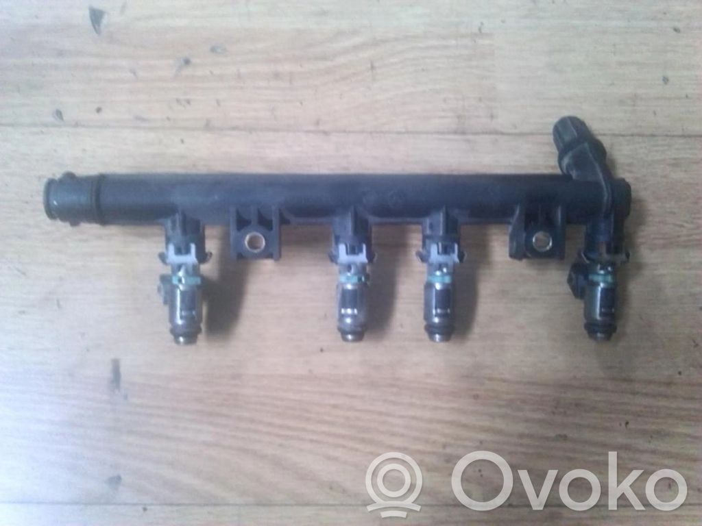 Fiat Punto (188) Rampă alimentare injectoare 