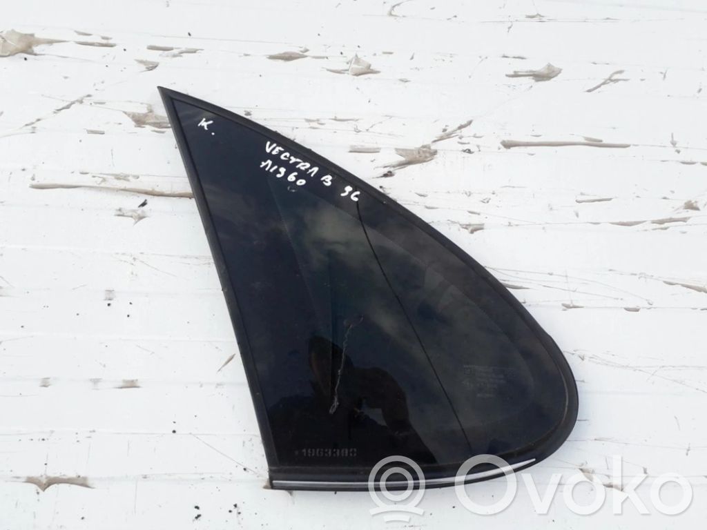 Rear side window
