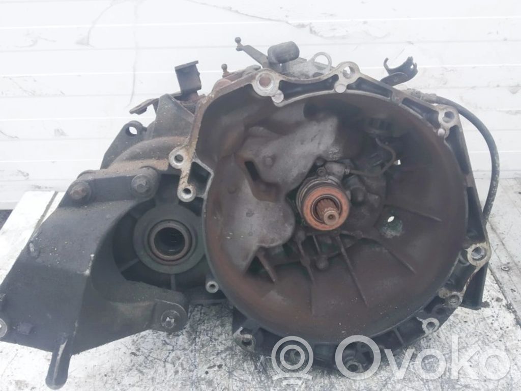 Opel Signum Manualna 5-biegowa skrzynia biegów 