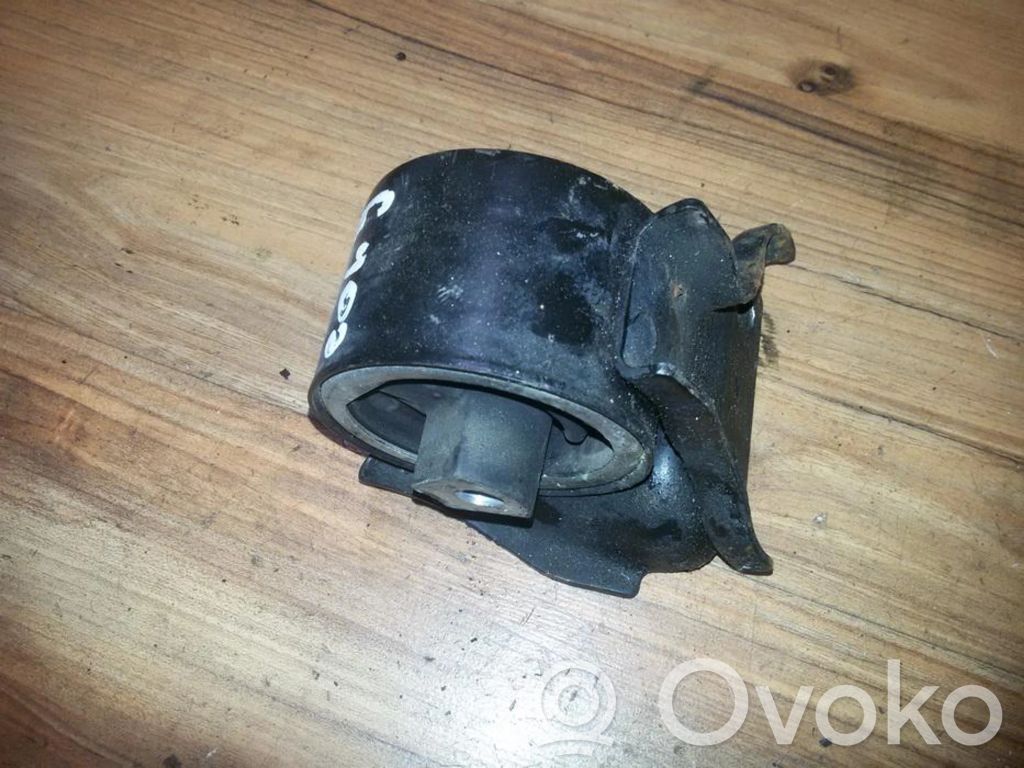Soporte de montaje del motor