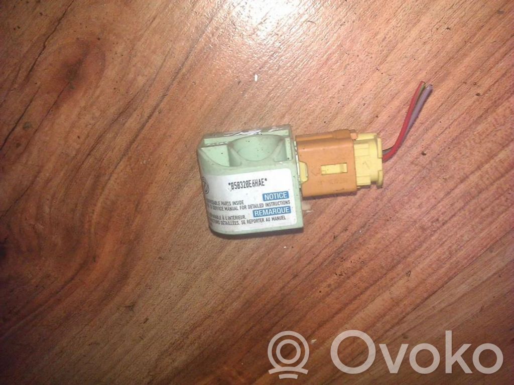 Sensor impacto/accidente para activar Airbag   60680214,60680214