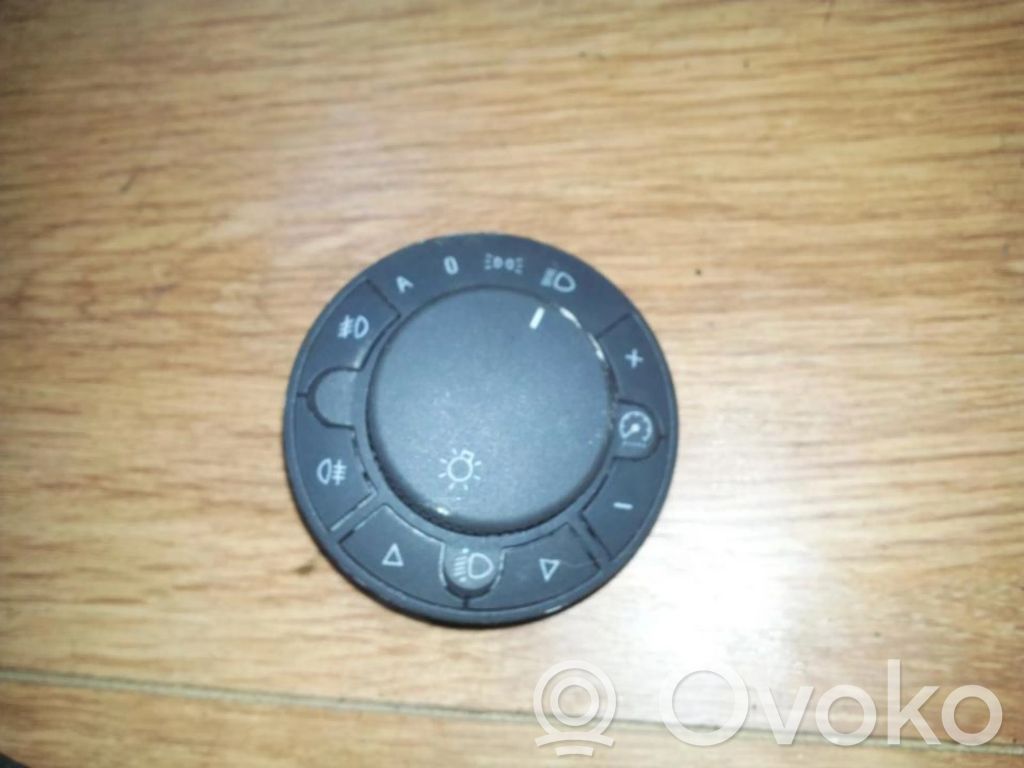 Opel Corsa D Interruptor de luz 