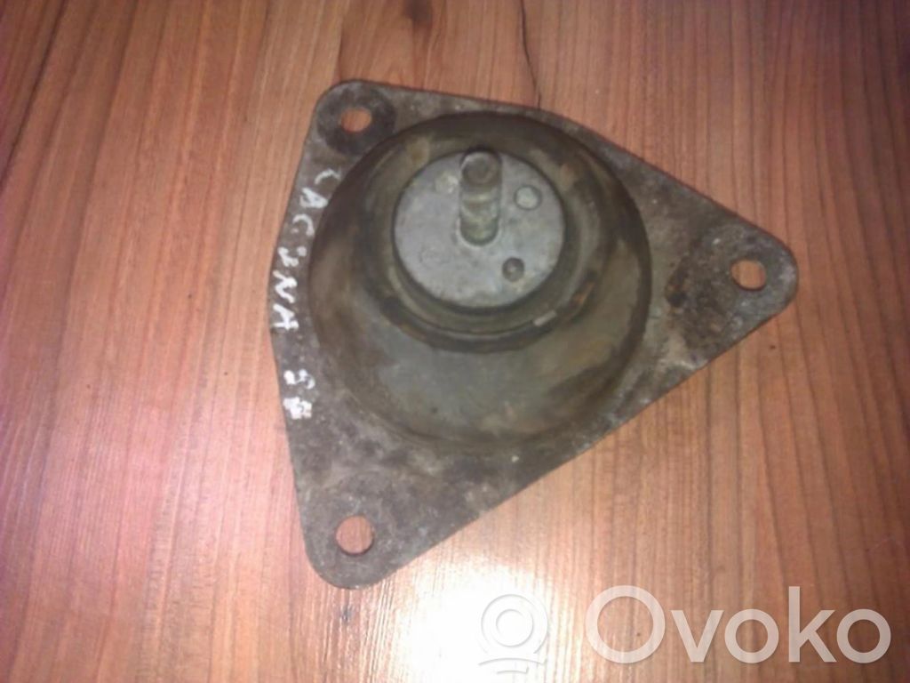 Renault Laguna I Engine mount bracket 