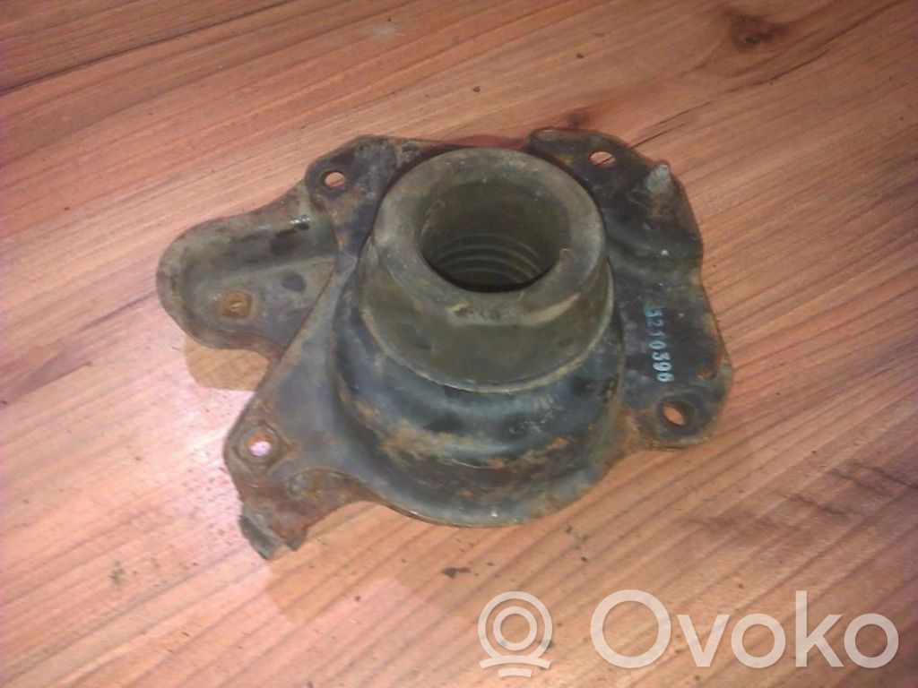 Volkswagen Polo III 6N 6N2 6NF Wspornik / Mocowanie silnika