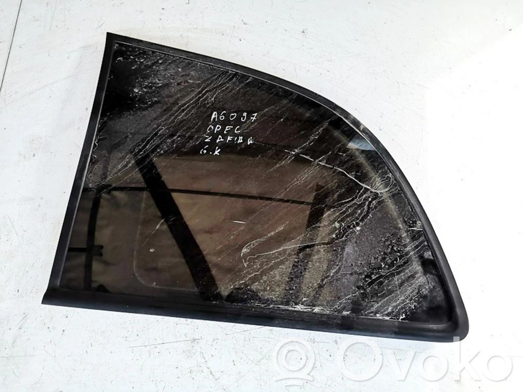Opel Zafira A Szyba karoseryjna tylna 