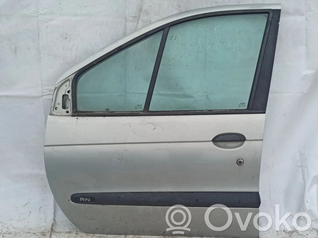 Drzwi przednie   PILKA,PILKA