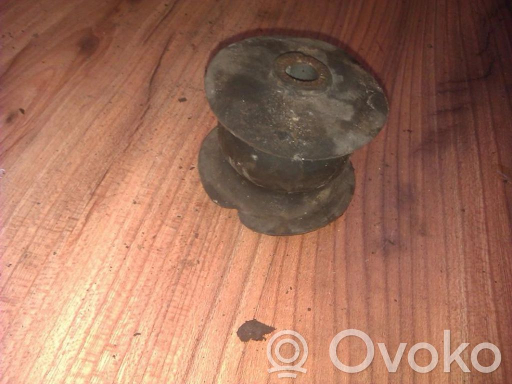 Rover 214 - 216 - 220 Wspornik / Mocowanie silnika 