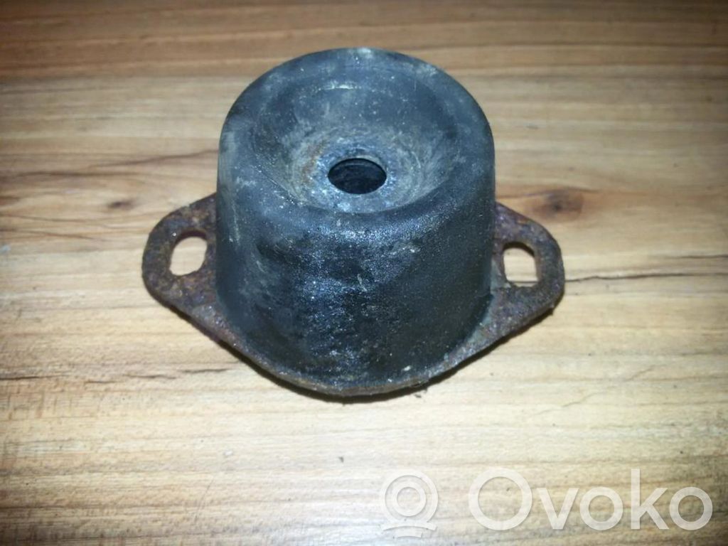 Engine mount bracket   96230491,96230491