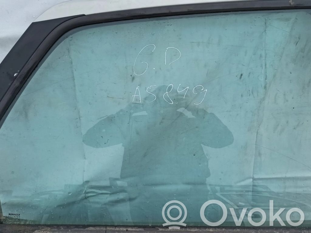 Renault Scenic I Luna de la puerta trasera 