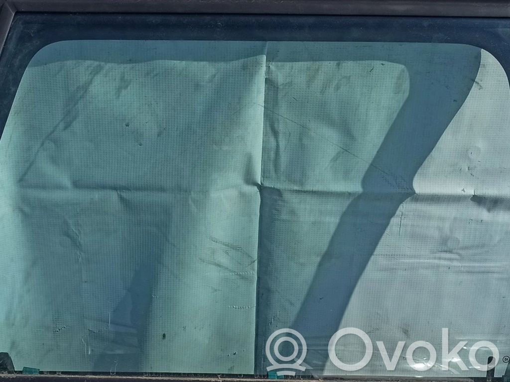 Audi A4 S4 B5 8D Takaoven ikkunalasi 