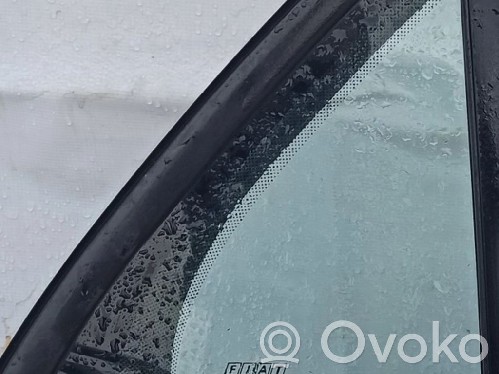 Fiat Marea Takakulmaikkunan ikkunalasi