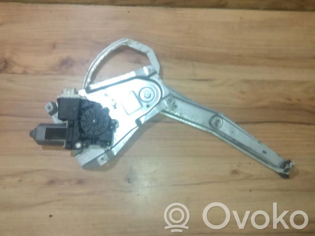 Opel Omega B1 Regulador con motor de la ventanilla de la puerta corredera 