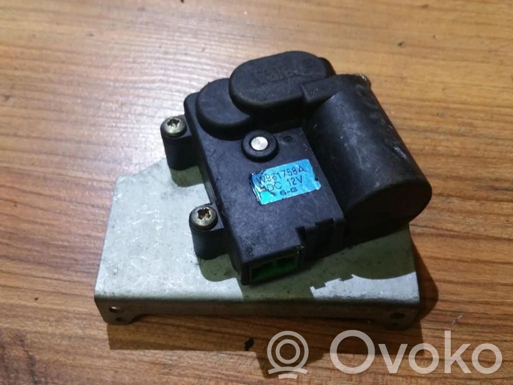 Rover 414 - 416 - 420 Oro sklendės varikliukas 