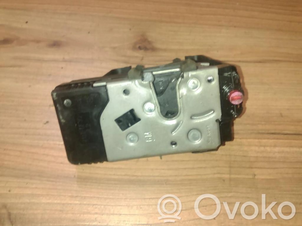 Opel Vectra C Zamek drzwi tylnych 
