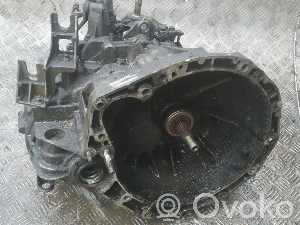 Manualna 5-biegowa skrzynia biegów   ND0002,A272563,A272563,ND0002